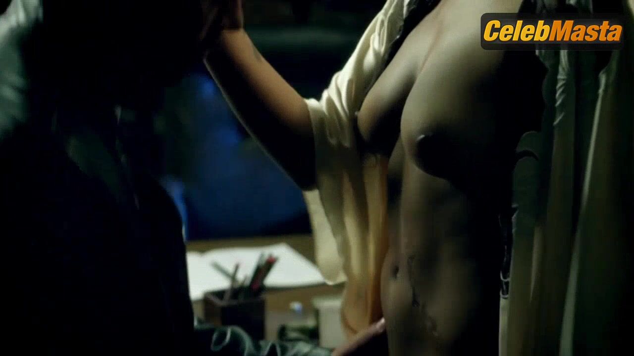 Heidi Marie ’s Boobs Scene In Femme Fatales - Photo 1 of 5 photo 5