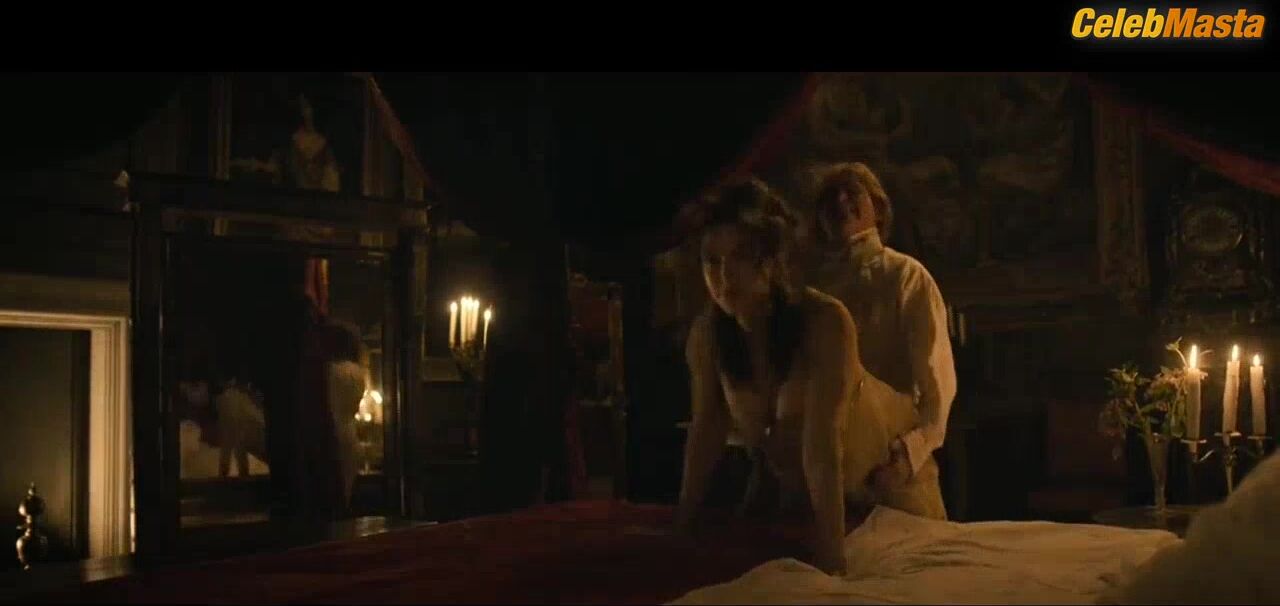 Vanessa Kirby ’s Sexy Scene From Napoleon - Photo 2 of 5