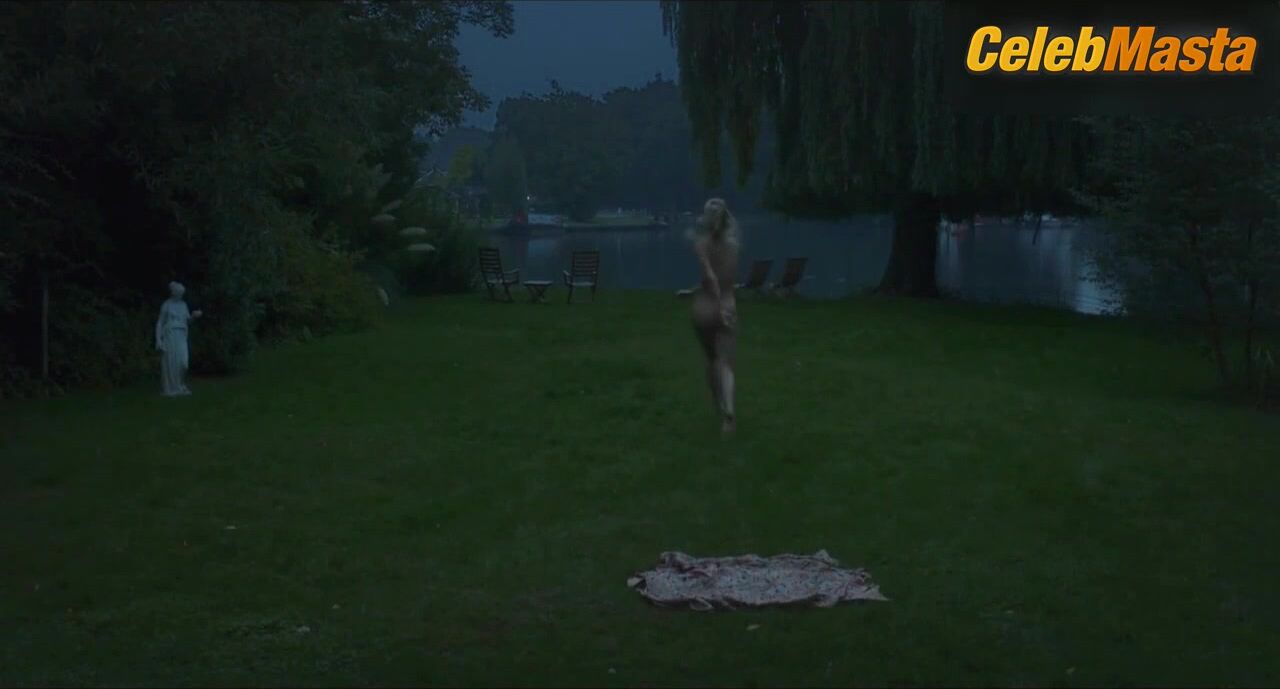 Vanessa Kirby ’s Butt Scene From Queen And Country - Photo 2 of 5