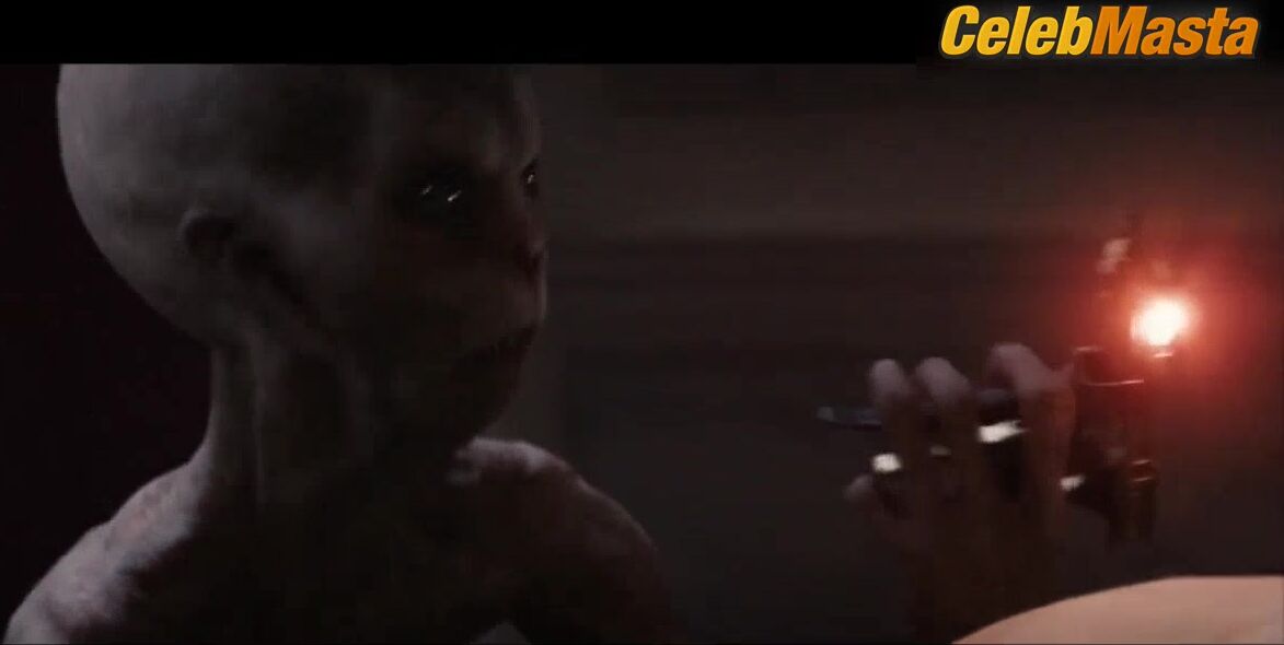 Vanessa Kirby ’s Underwear Scene From Jupiter - Photo 1 of 5 photo 5