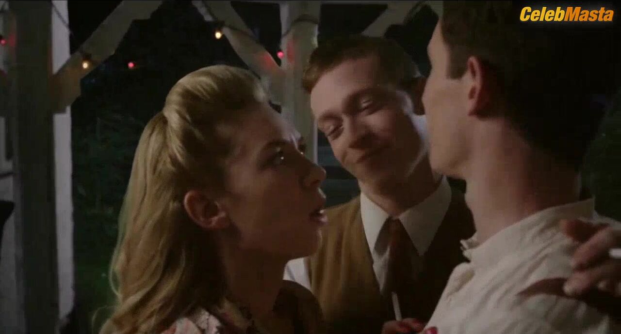 Vanessa Kirby Ass, Tits Scene In Queen And Country - Photo 2 of 5 photo 4