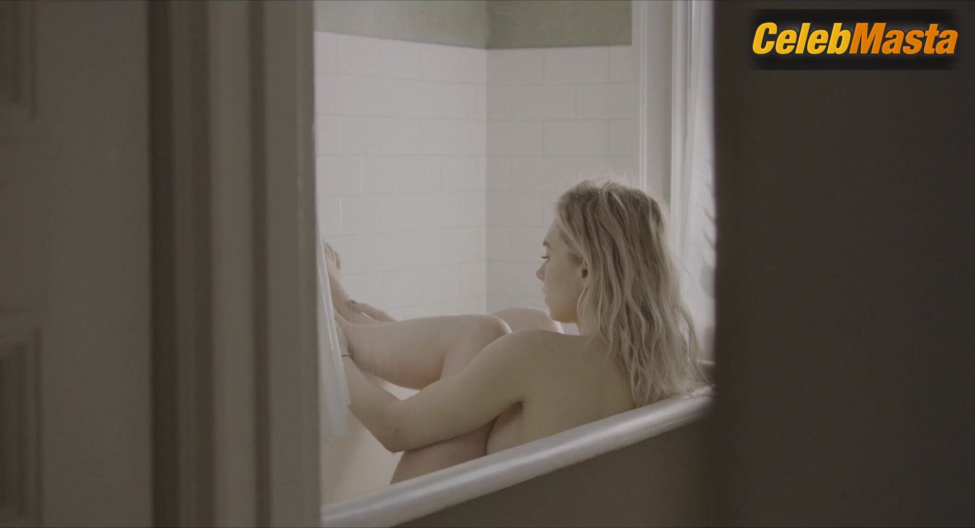 Vanessa Kirby ’s Sexy Scene From Pieces Of A Woman - Photo 1 of 5 photo 2