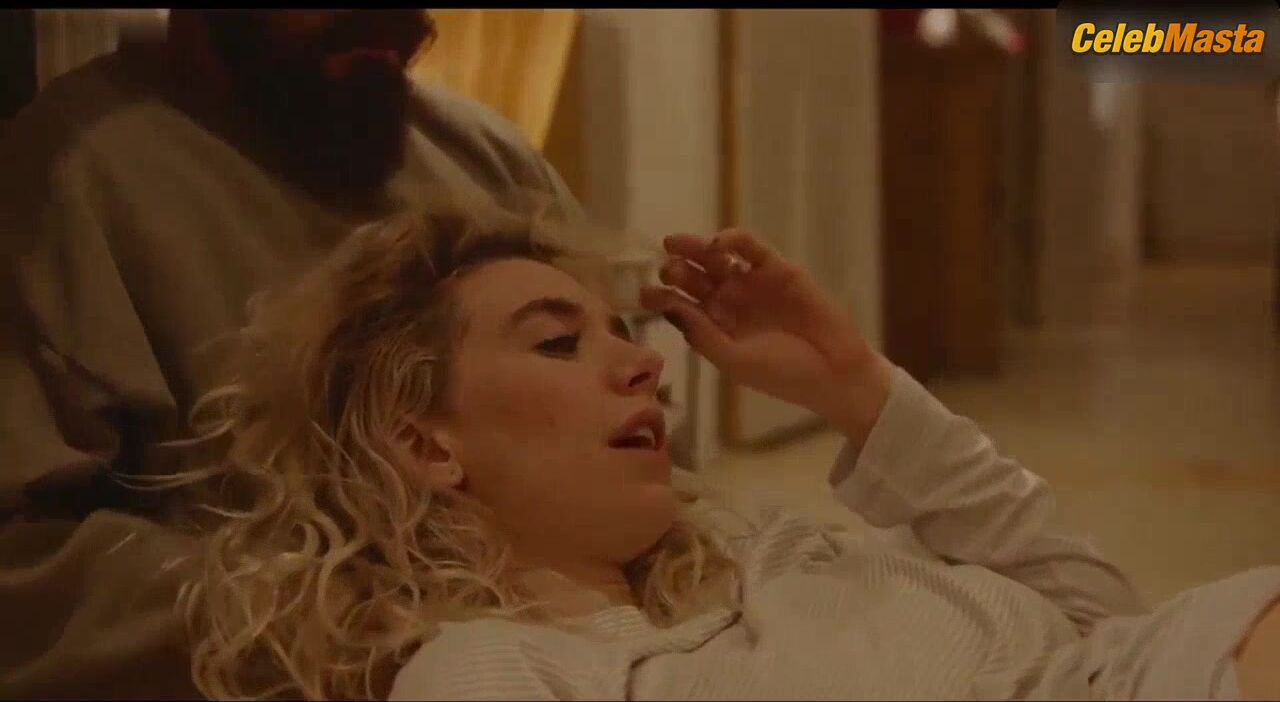 Vanessa Kirby ’s Tits Scene From Pieces Of A Woman - Photo 1 of 5
