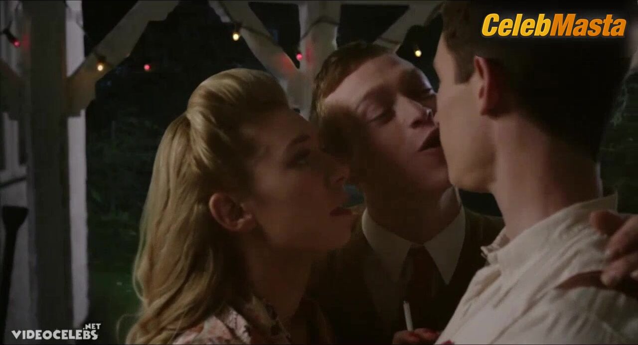 Vanessa Kirby Ass, Tits Scene In Queen And Country - Photo 1 of 5 photo 4