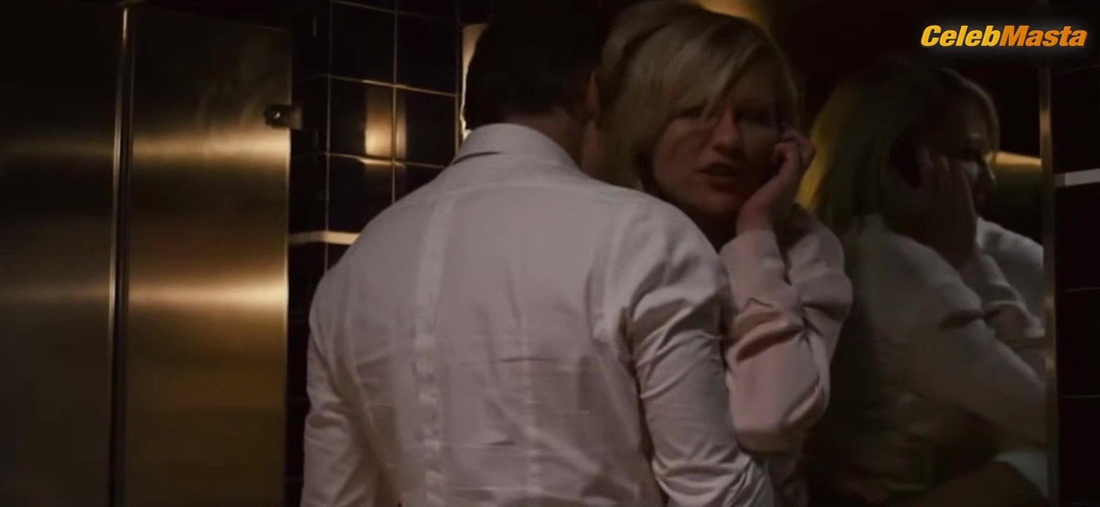 Kirsten Dunst Ass, Tits Scene From Bachelorette - Photo 3 of 5 photo 4