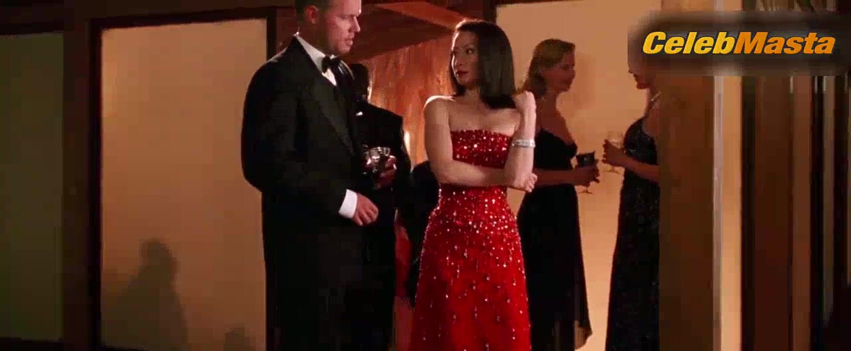 Cameron Diaz Drew Barrymore, Lucy Liu And Ass, Tits Scene - Photo 2 of 5