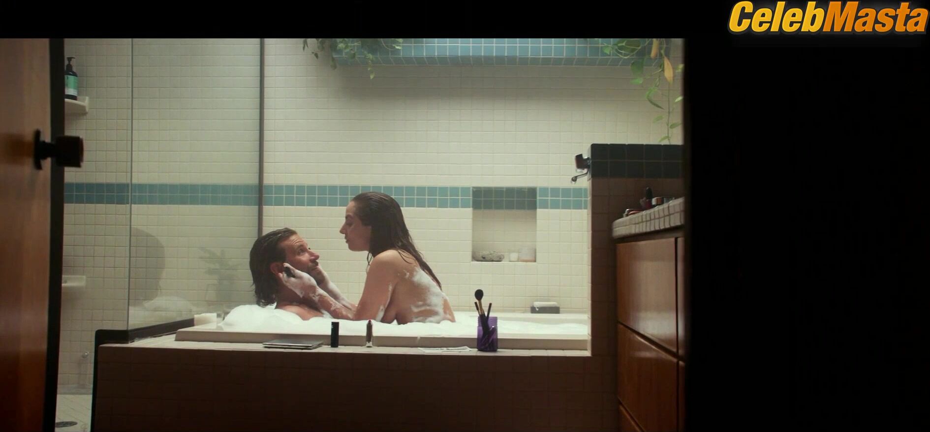 Lady Gaga Bares Boobs Scene In A Star Is Born - Photo 3 of 5 photo 1