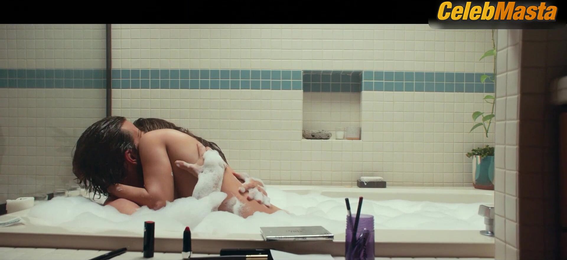 Lady Gaga Bares Boobs Scene In A Star Is Born - Photo 3 of 5 photo 5