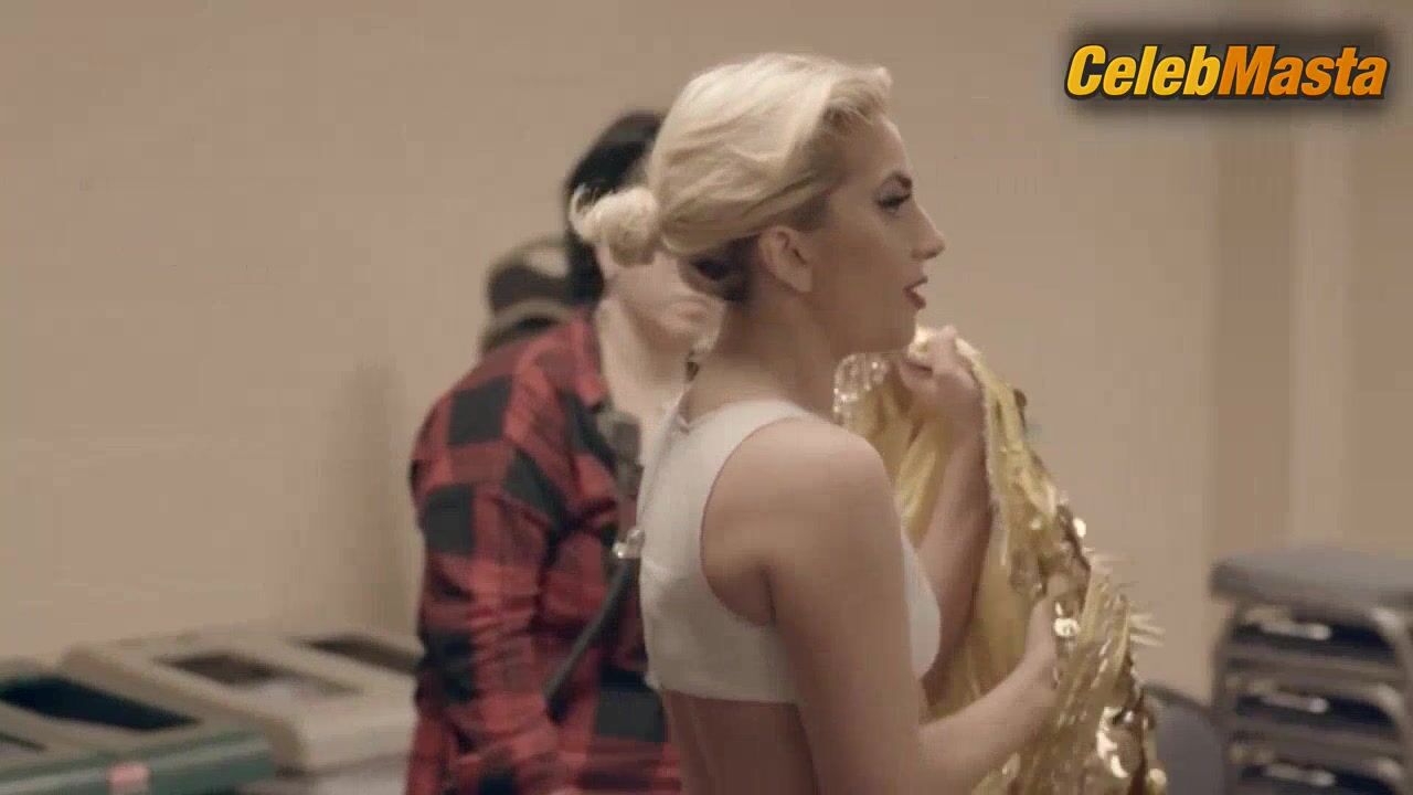 Lady Gaga Steamy Scene In Gaga Five Foot Two - Photo 3 of 5 photo 5