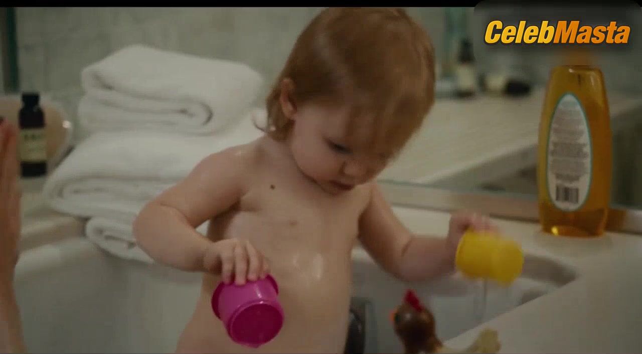 Ellen Page ’s Underwear Scene From Tallulah - Photo 2 of 5 photo 5