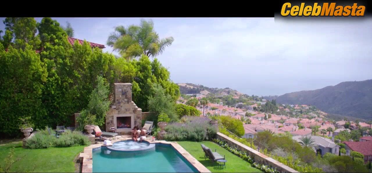Meagan Good Swimsuit Scene In Deuces - Photo 2 of 5 photo 5