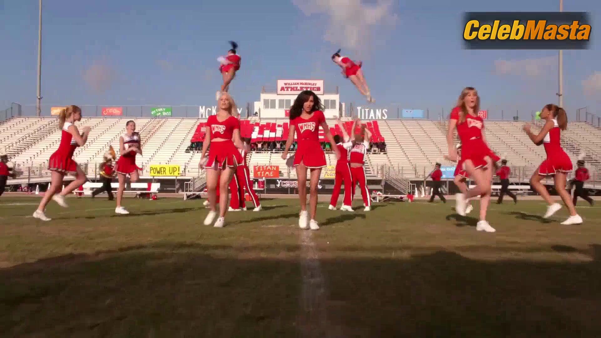 Dianna Agron , Heather Morris And Naya Rivera Hot Scene - Photo 1 of 5 photo 5