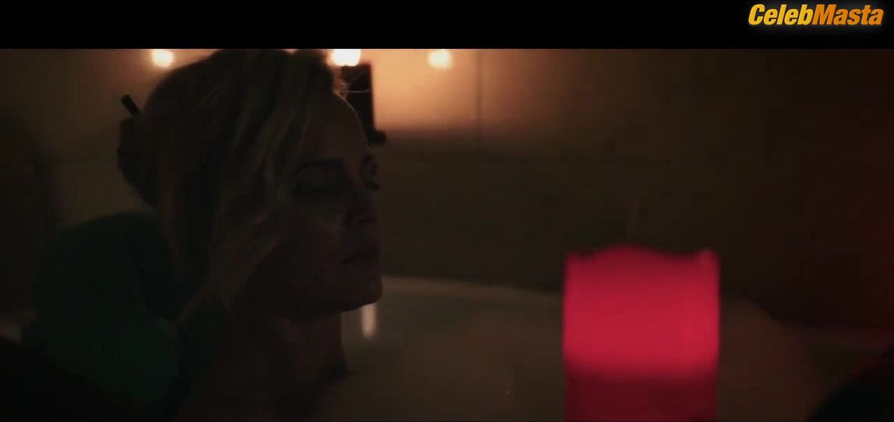 Mena Suvari Hot Scene In The Murder Of Nicole Brown - Photo 1 of 5 photo 4