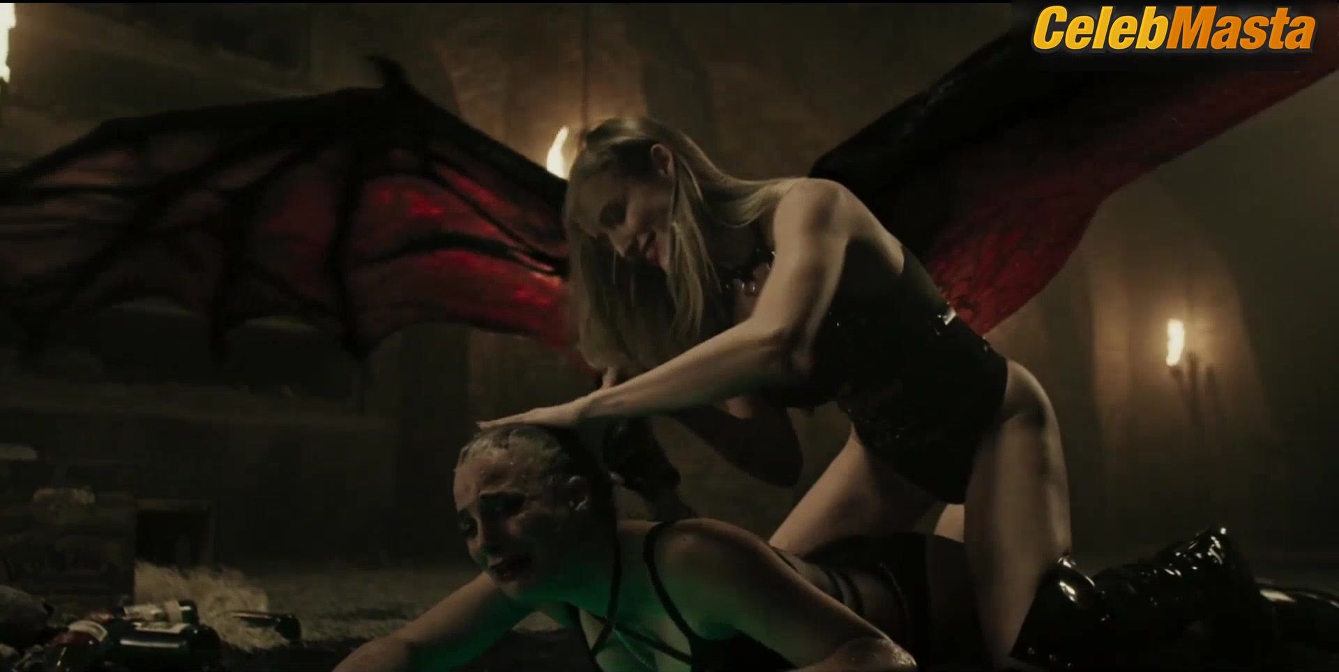 Dichen Lachman , Sarah Dumont And Mena Suvari’s - Photo 1 of 5 photo 2