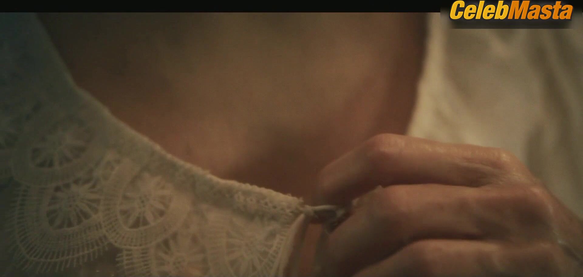 Minnie Driver Shows Sexy Scene In The Serpent Queen - Photo 1 of 5 photo 2