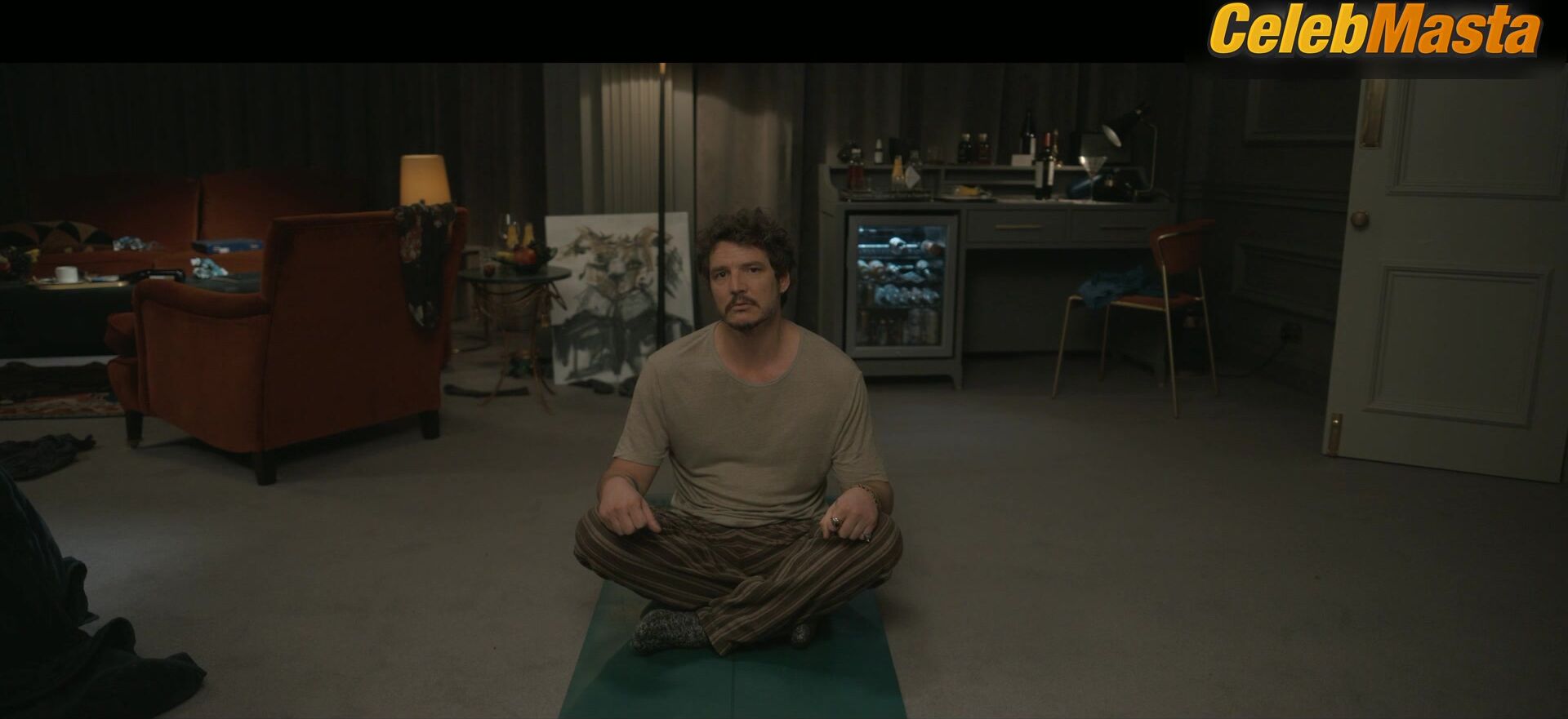 Daisy Ridley Karen Gillan And ’s Underwear Scene - Photo 1 of 5 photo 2