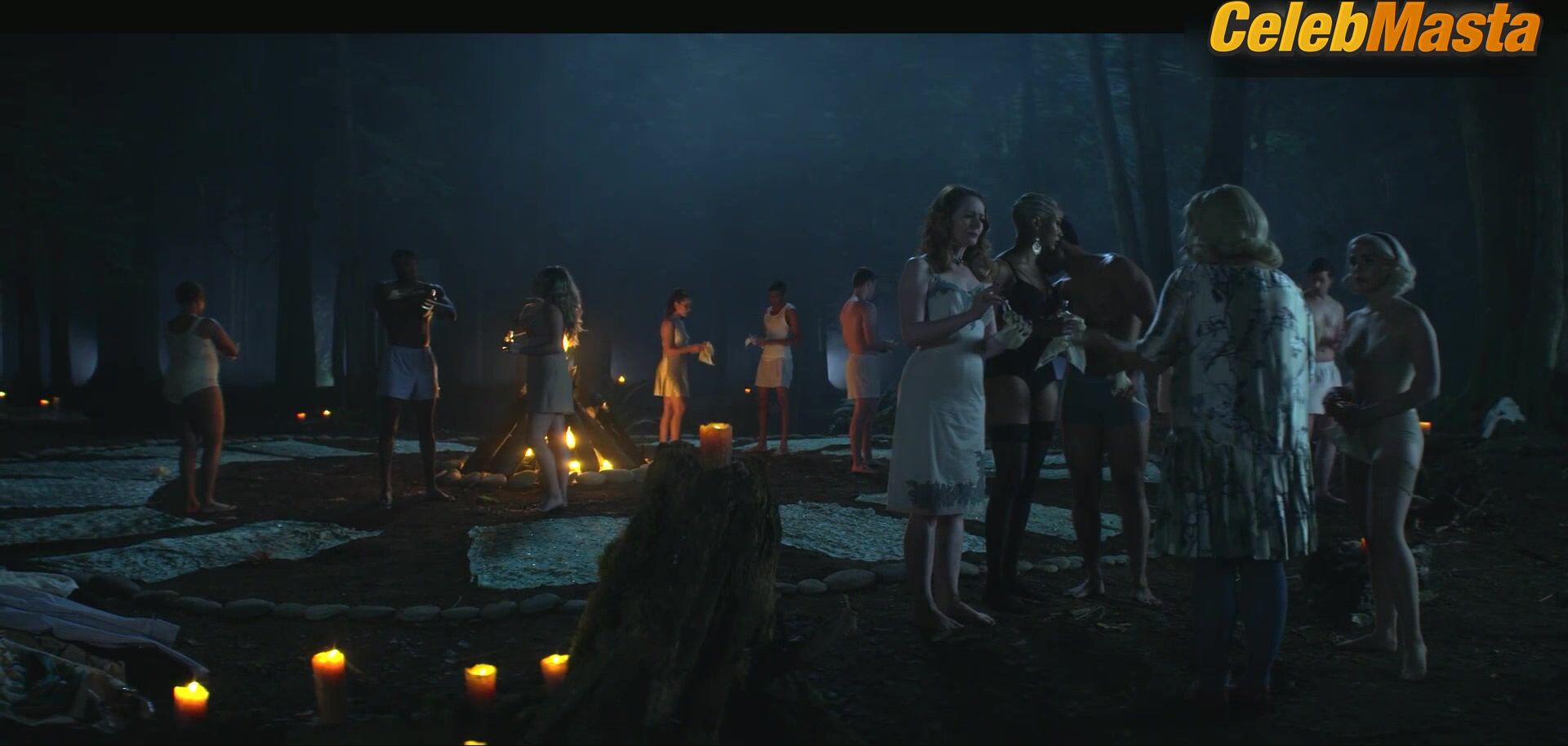 Kiernan Shipka Miranda Otto, And Tati Gabrielle Underwear - Photo 1 of 5 photo 2