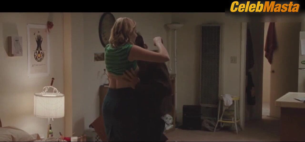 Greta Gerwig ’s Tits Scene In Greenberg - Photo 2 of 5 photo 1