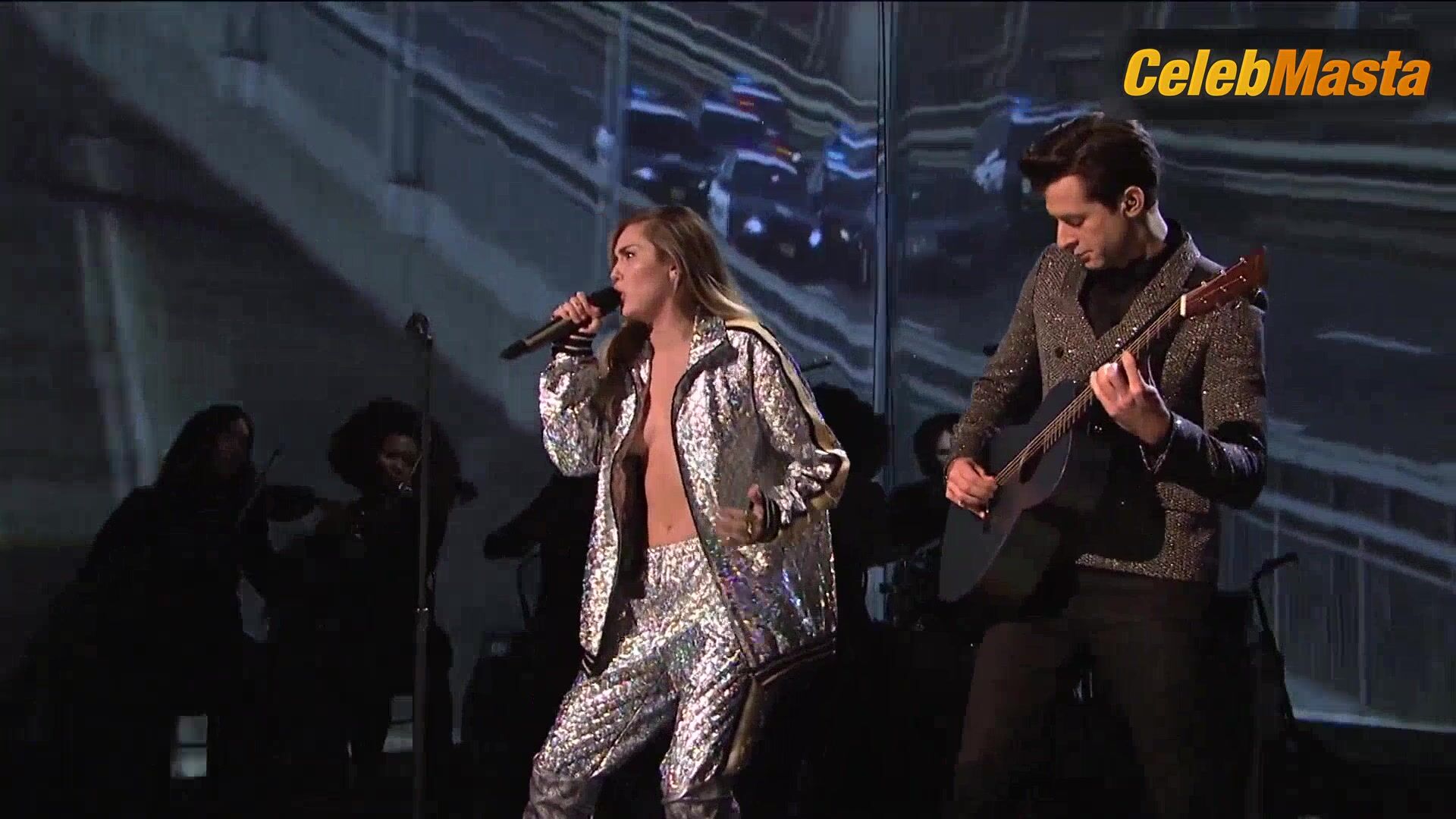 Miley Cyrus Shows A Racy Scene In Saturday Night Live - Photo 1 of 5 photo 5