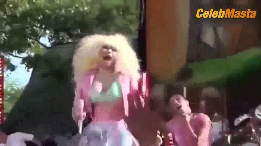 Nicki Minaj Tits Scene From Good Morning America - Photo 1 of 5 photo 4