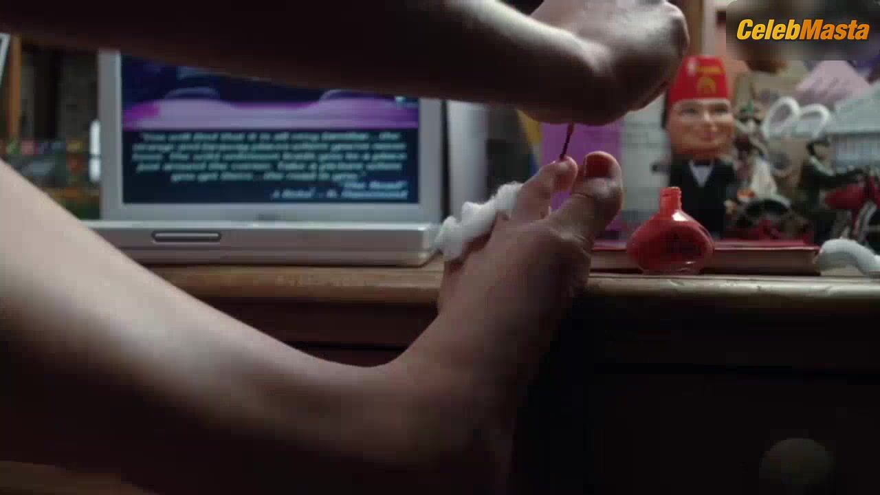 Kirsten Dunst ’s Underwear Scene In Elizabethtown - Photo 1 of 5 photo 2