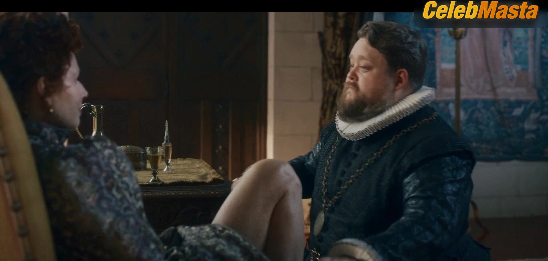 Minnie Driver ’s Sexy Scene From The Serpent Queen - Photo 2 of 5