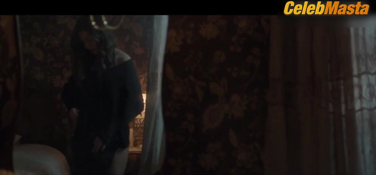 Miranda Cosgrove ’s Underwear Scene From The Intruders - Photo 2 of 5 photo 5