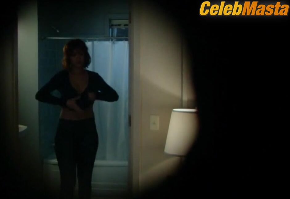 Rihanna ’s Underwear Scene In Bates Motel - Photo 1 of 5