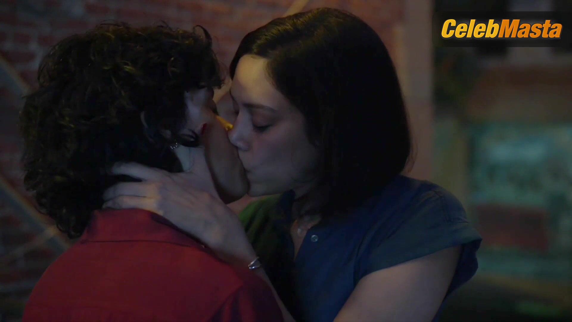 Mishel Prada Roberta Colindrez And ’s Lesbian Sex - Photo 1 of 5 photo 2