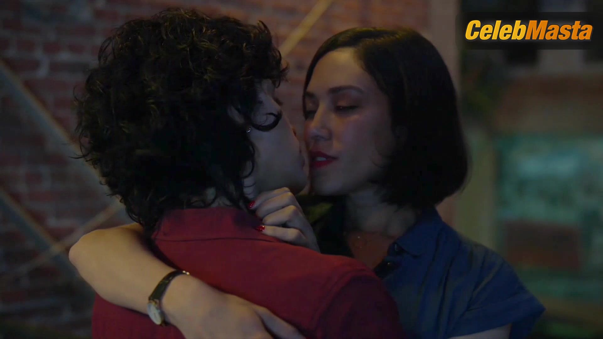 Mishel Prada Roberta Colindrez And ’s Lesbian Sex - Photo 1 of 5 photo 5