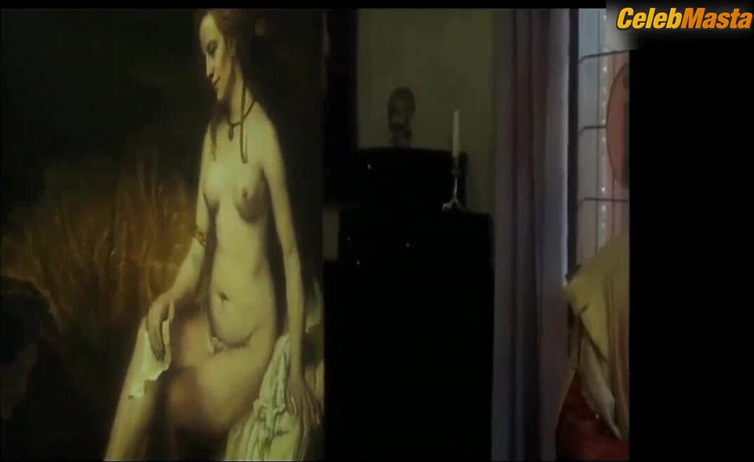 Romane Bohringer Tits Scene From Rembrandt - Photo 1 of 5