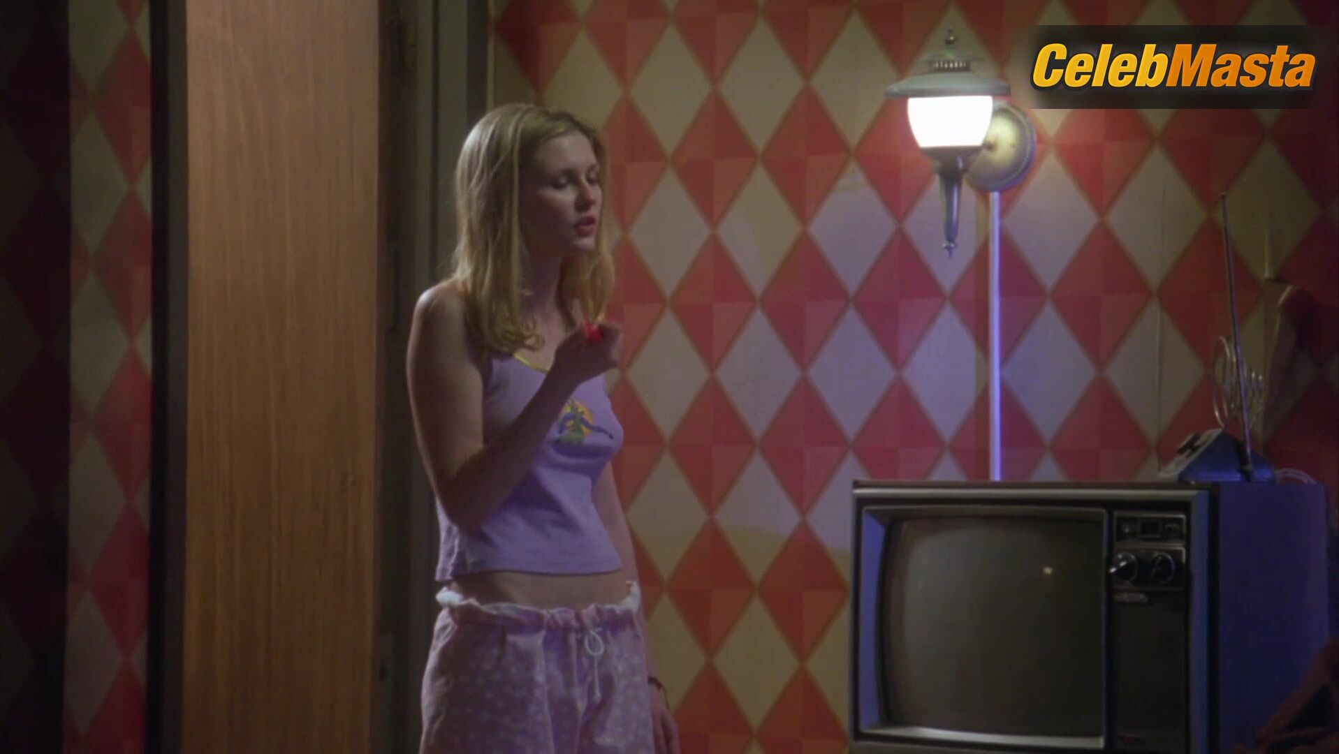 Kirsten Dunst ’s Sexy Scene From Luckytown - Photo 2 of 5 photo 1