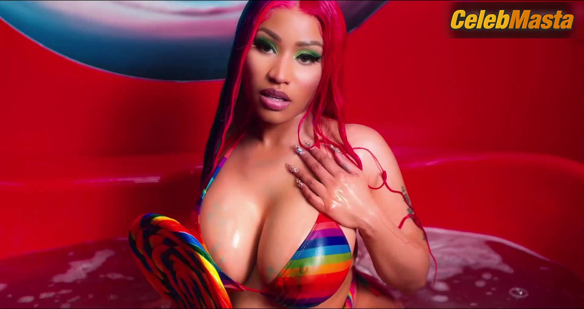 Nicki Minaj Swimsuit Scene In Trollz - Photo 1 of 5 photo 5
