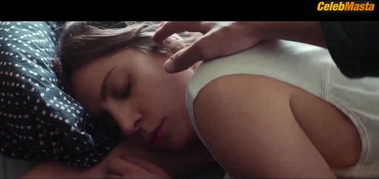 Lady Gaga Tits Scene In A Star Is Born - Photo 1 of 5 photo 2