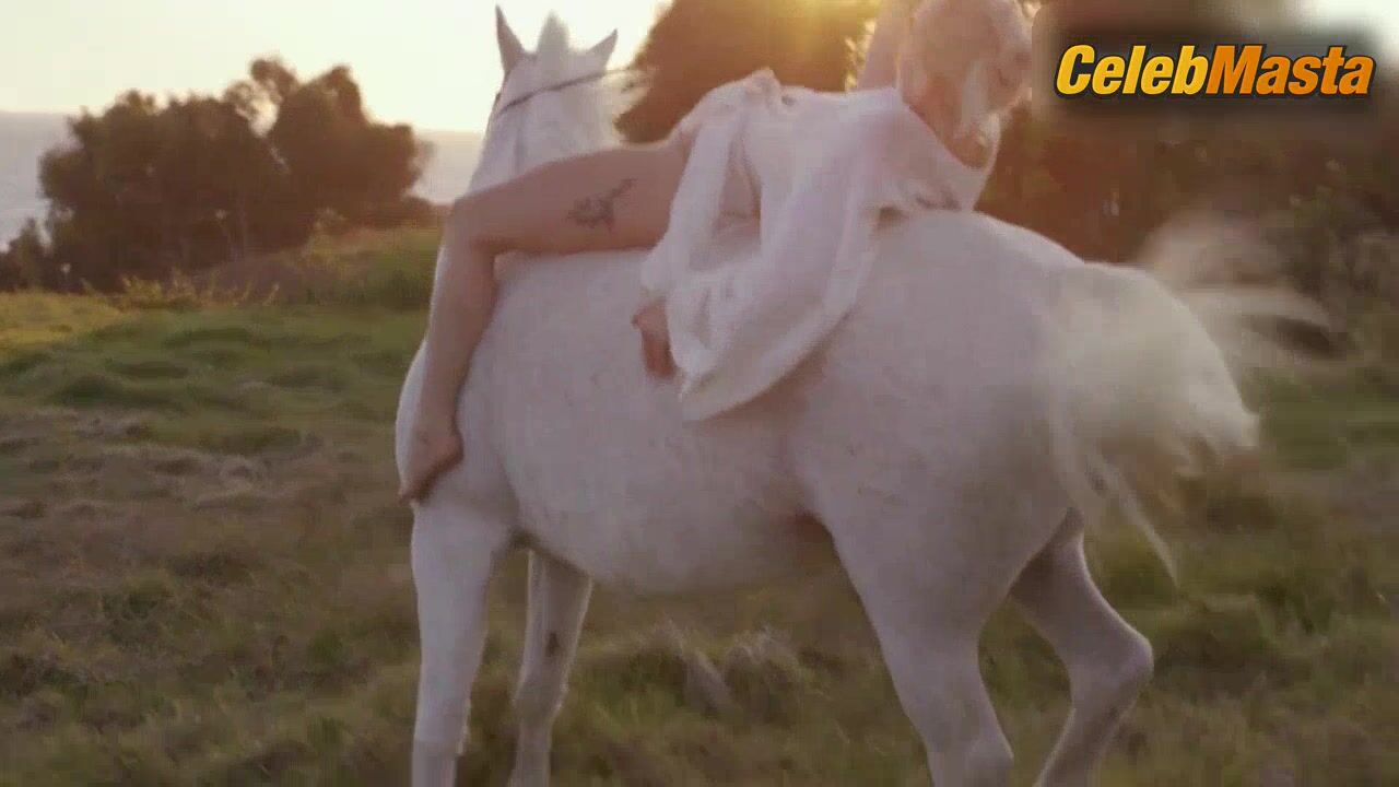 Lady Gaga Bares Boobs In Scene From Gaga Five Foot Two - Photo 1 of 5 photo 2