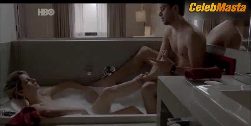 Michelle Batista Boobs Scene In O Negocio - Photo 1 of 5