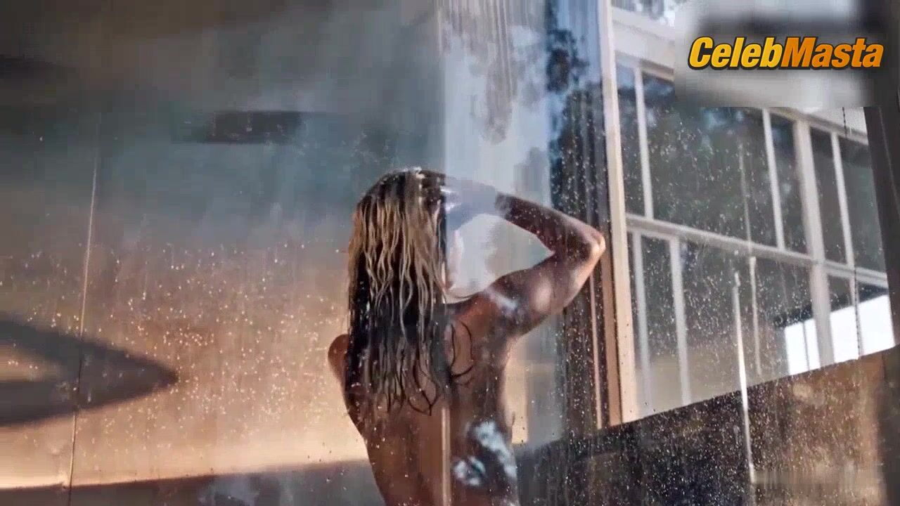 Miley Cyrus Boobs Scene In Flowers - Photo 2 of 5 photo 5