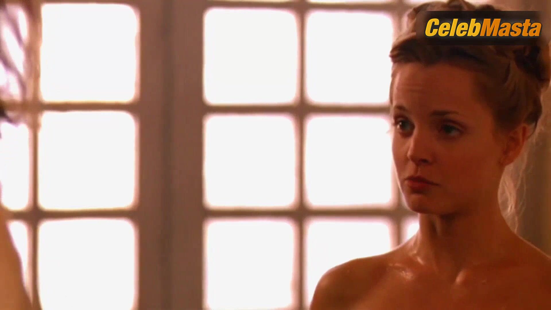 Mena Suvari ’s Sexy Scene From The Musketeer - Photo 1 of 5 photo 4