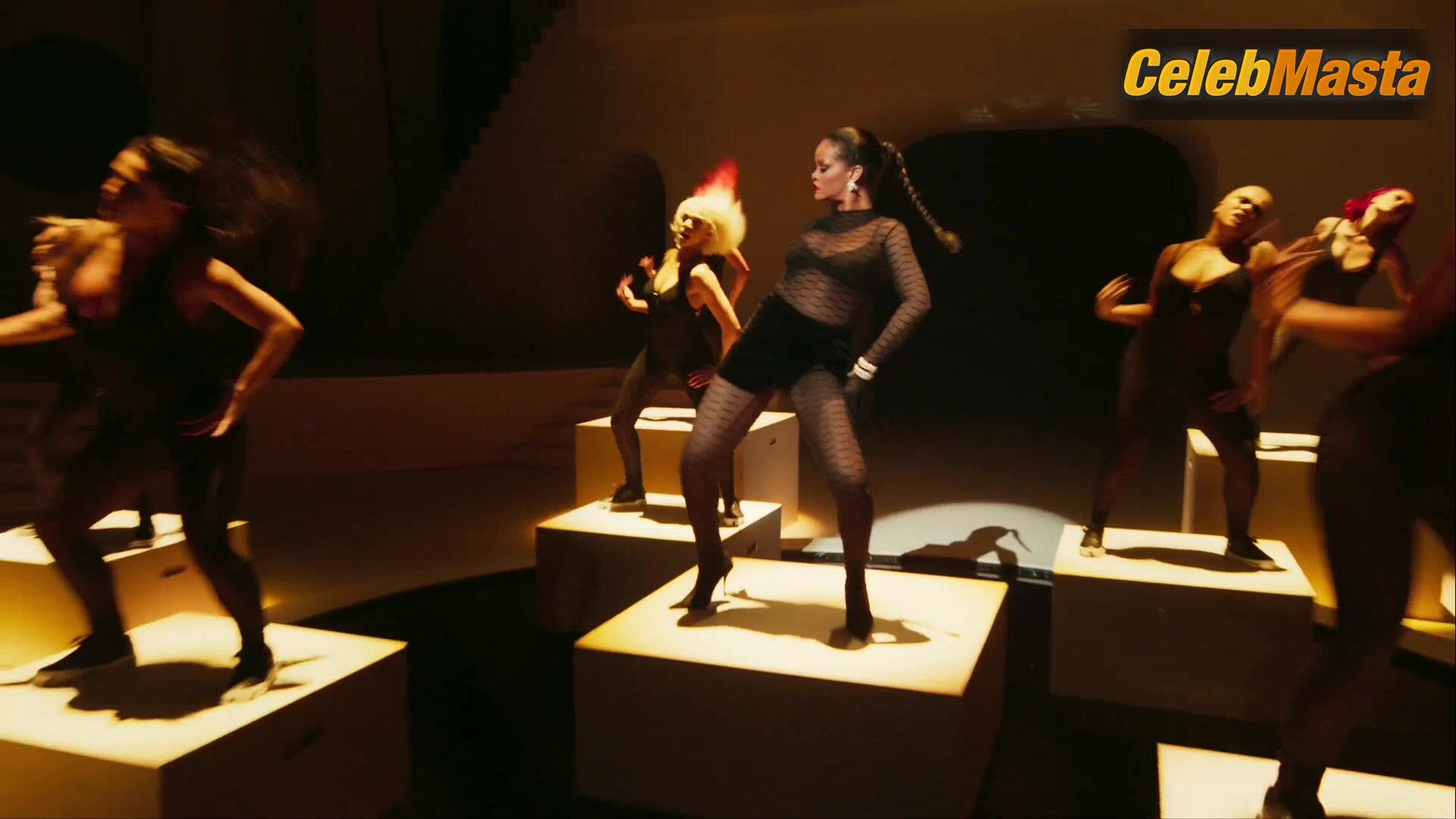 Rihanna Flaunts Her Body In Savage X Fenty Show Scene - Photo 1 of 5
