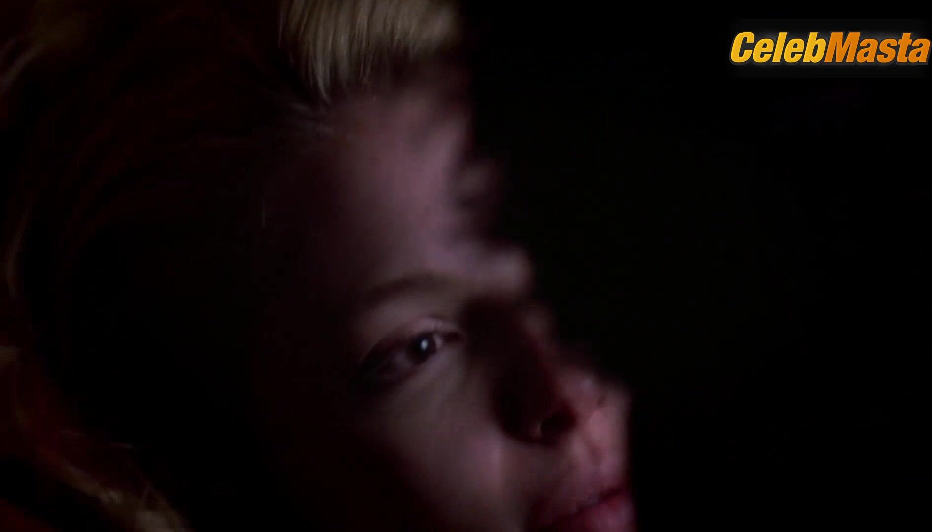Katherine Heigl ’s Sexy Scene From Grey’s Anatomy - Photo 2 of 5 photo 4