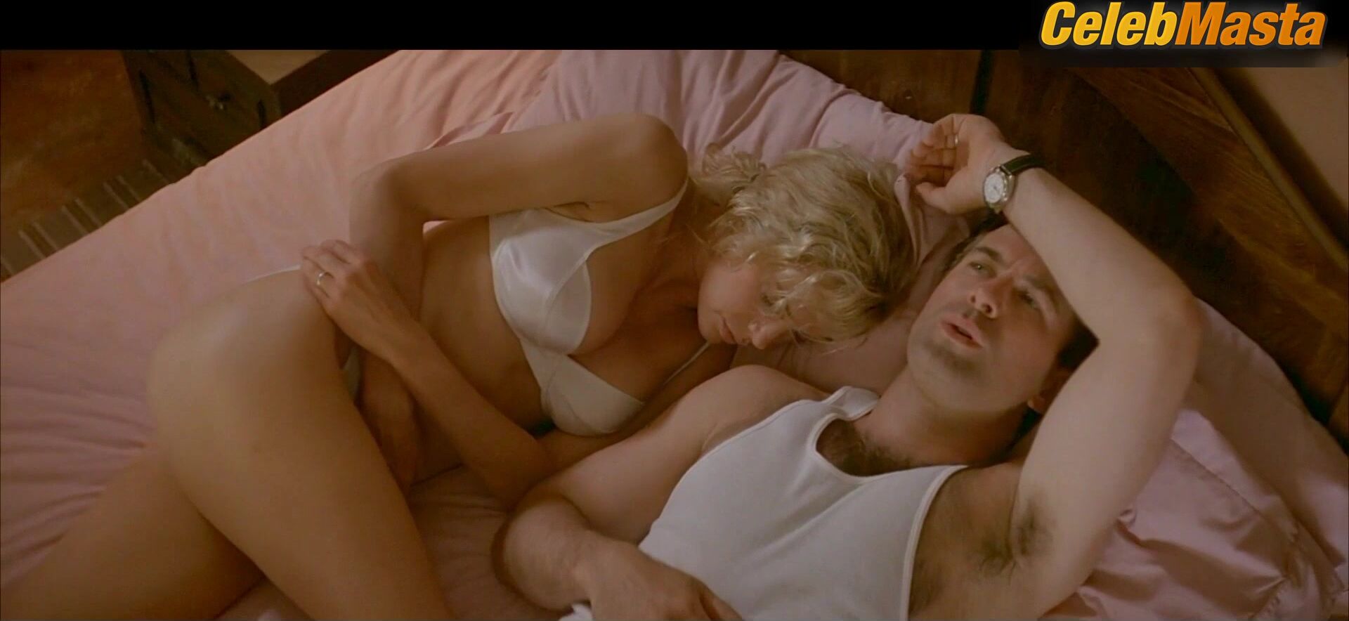 Kim Basinger ’s Underwear Scene From The Getaway - Photo 2 of 5 photo 1