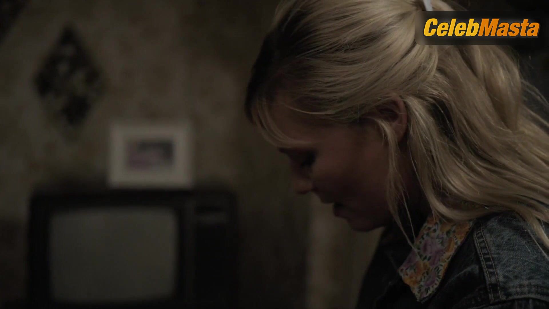 Kirsten Dunst Sexy Scene From On Becoming A God In Central - Photo 1 of 5 photo 5