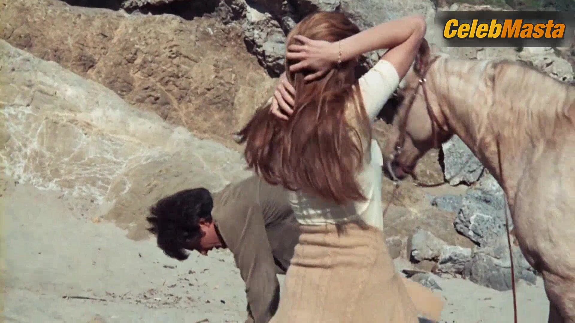 Raquel Welch ’s Sexy Scene From Flareup - Photo 1 of 5 photo 4