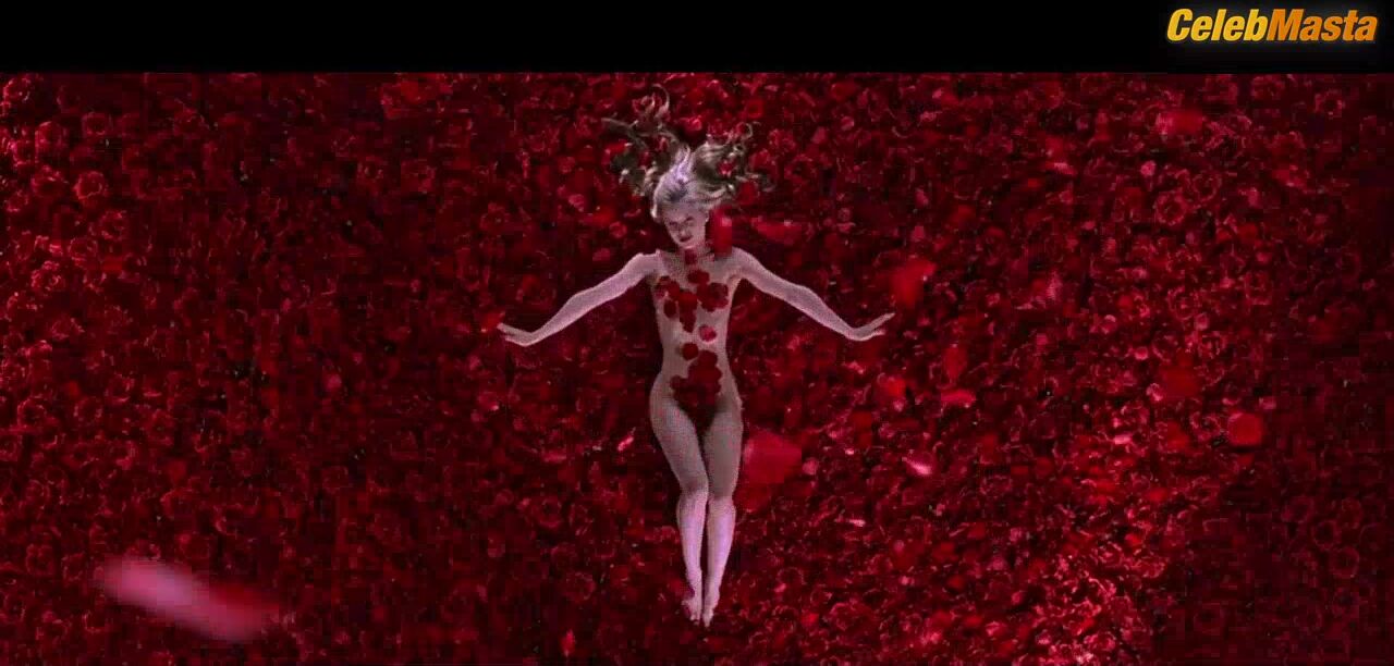 Mena Suvari Ass, Tits Scene From American Beauty - Photo 2 of 5