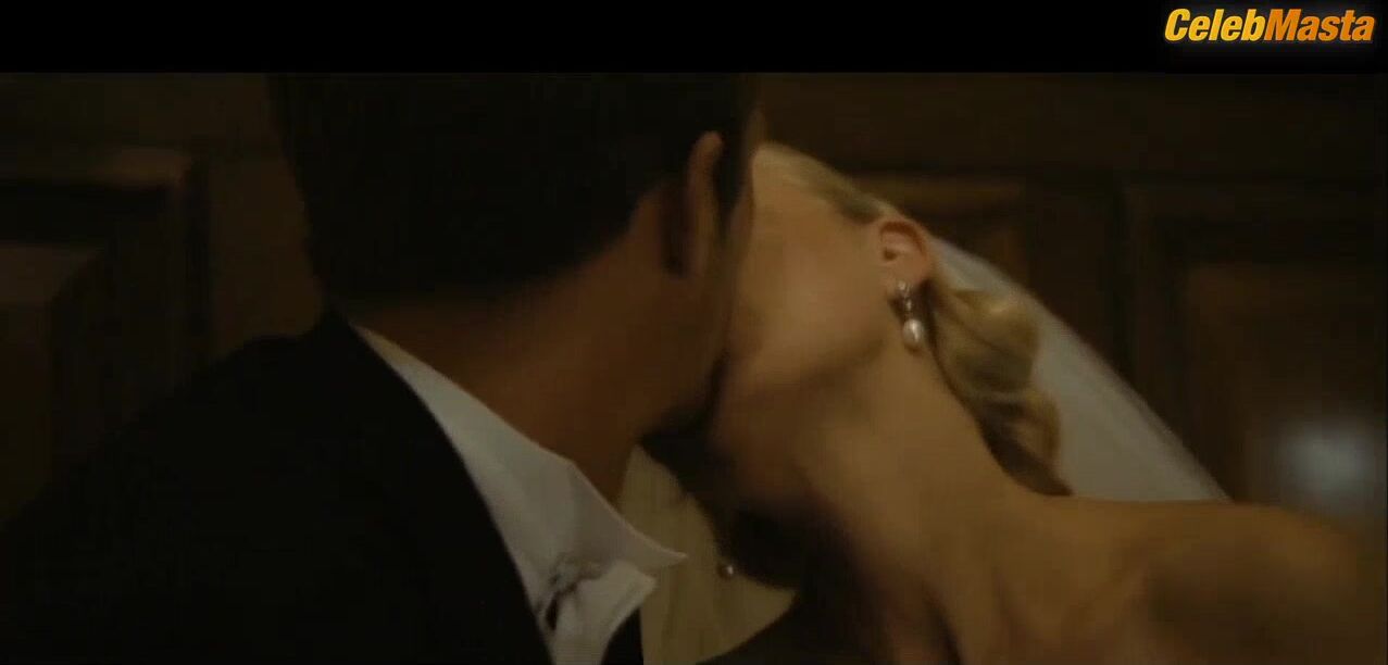 Kirsten Dunst Ass, Tits Scene From Melancholia - Photo 2 of 5 photo 1