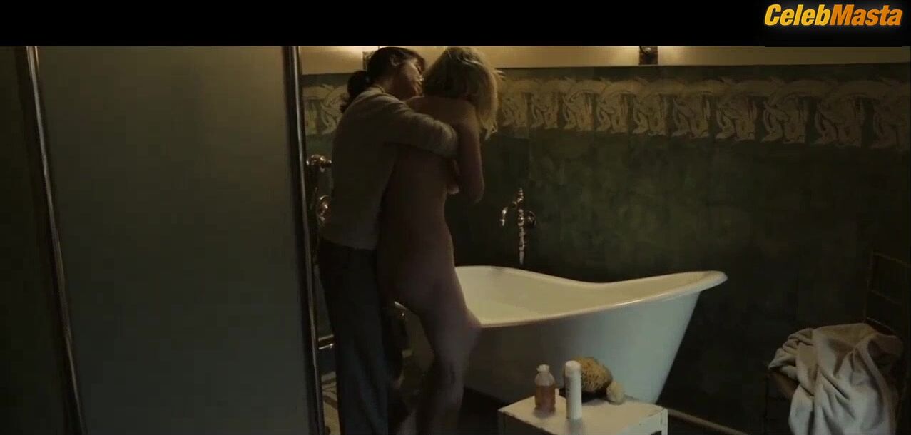 Kirsten Dunst Ass, Tits Scene From Melancholia - Photo 2 of 5 photo 4