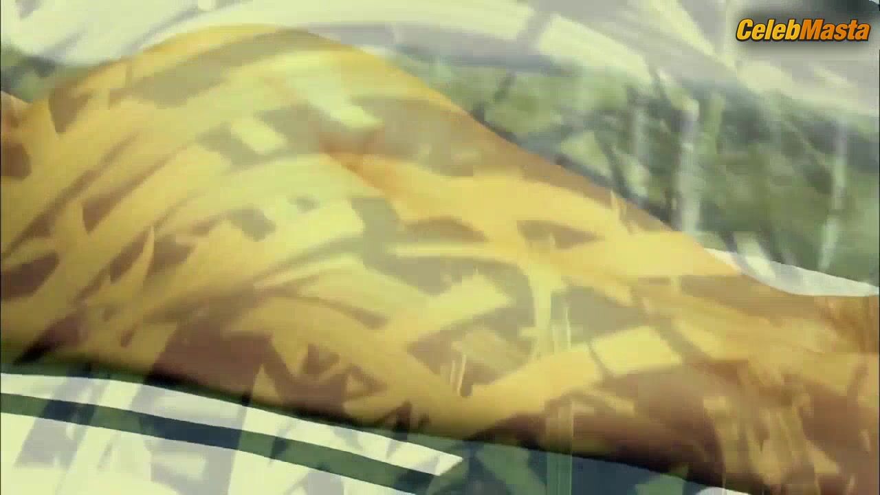 Rosie Huntington-whiteley Booty, Tits Scene In Pirelli Calendar 2010 - Photo 1 of 5 photo 5