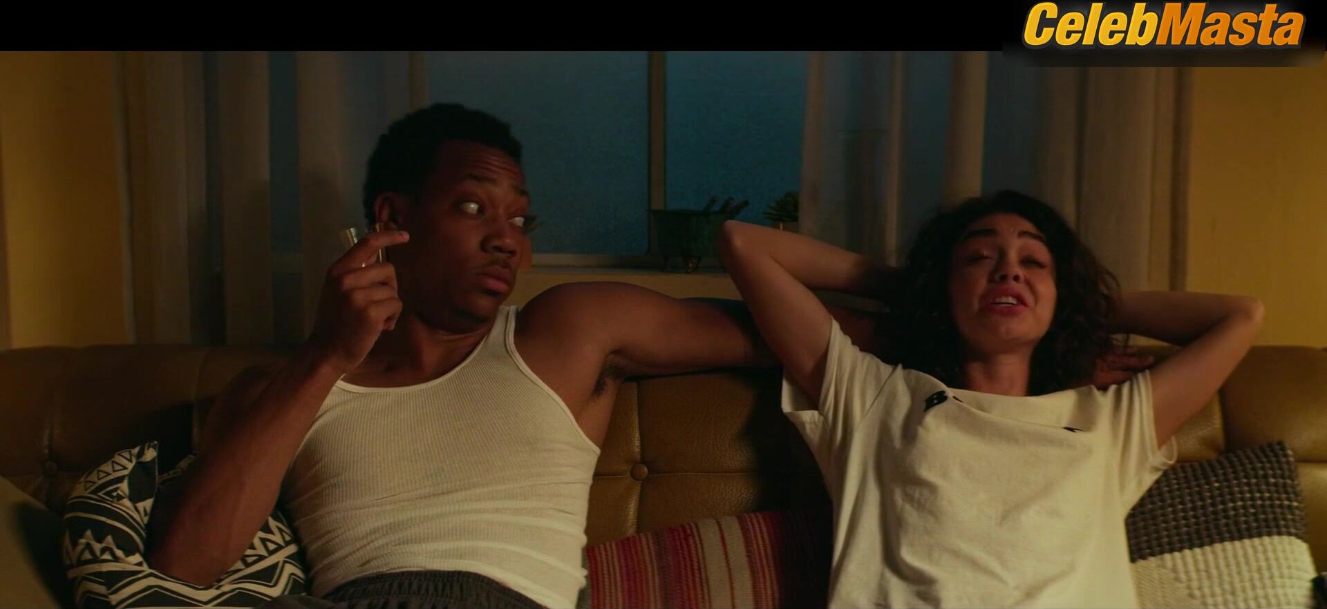 Sarah Hyland ’s Underwear Scene From The Wedding - Photo 2 of 5