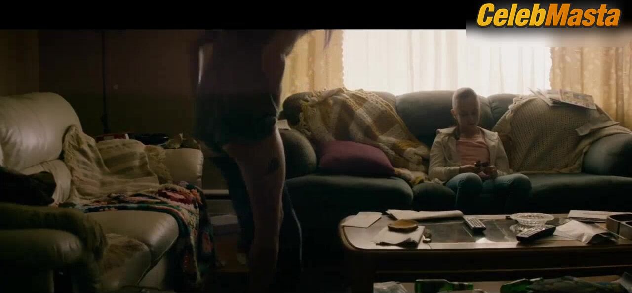 Zoe Kazan ’s Underwear Scene In The Monster - Photo 2 of 5 photo 4