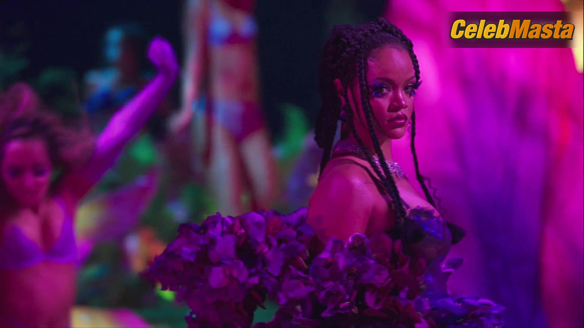 Rihanna Bares All In Savage X Fenty Show Scene - Photo 1 of 5 photo 4
